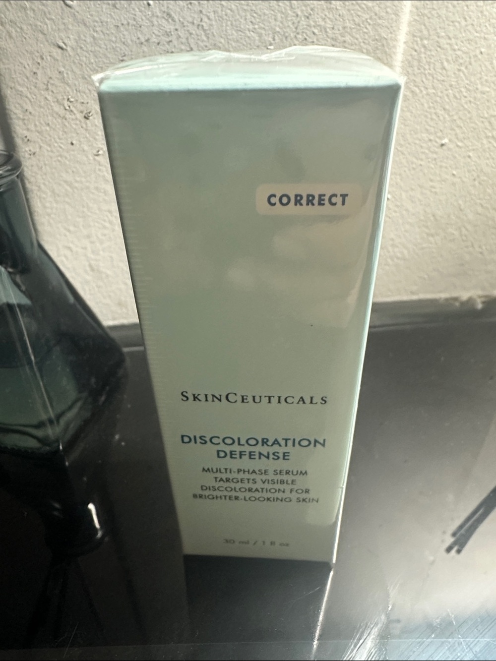 SkinCeuticals Discoloration Defense Serum — Pale Mint Packaging